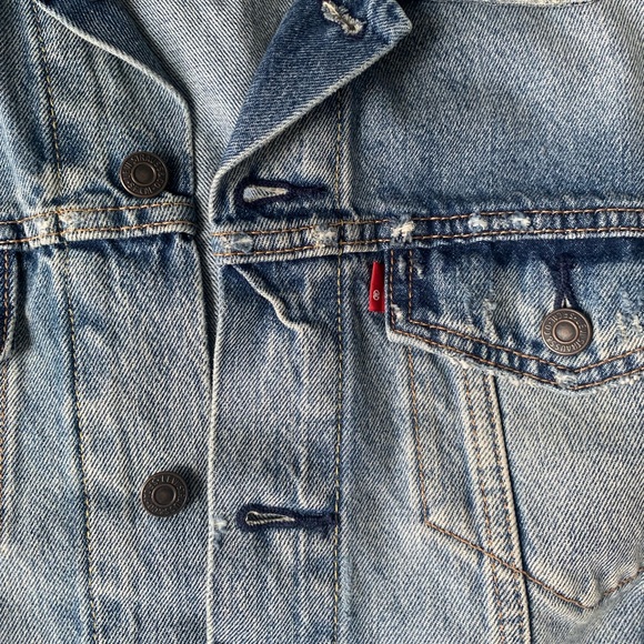 Levis Jean Jacket - Picture 2 of 5